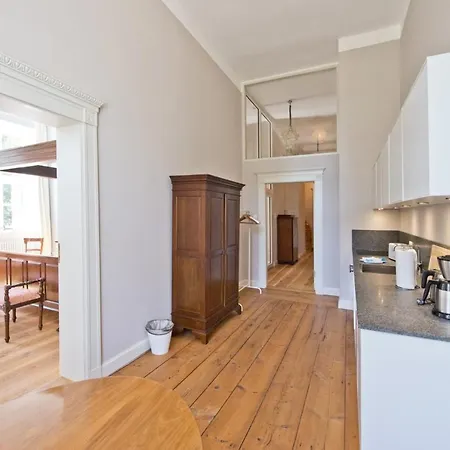 Schloss Retzow (Mecklenburg-Vorpommern)